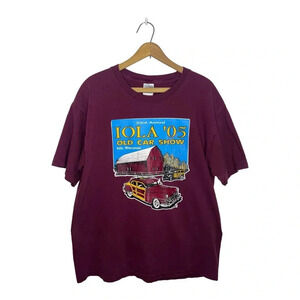 2005 Vintage Iola Classic Car Show Wisconsin Graphic Souvenir T Shirt